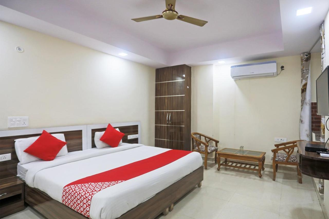 Hotel Rampal Palace Νέο Δελχί Εξωτερικό φωτογραφία