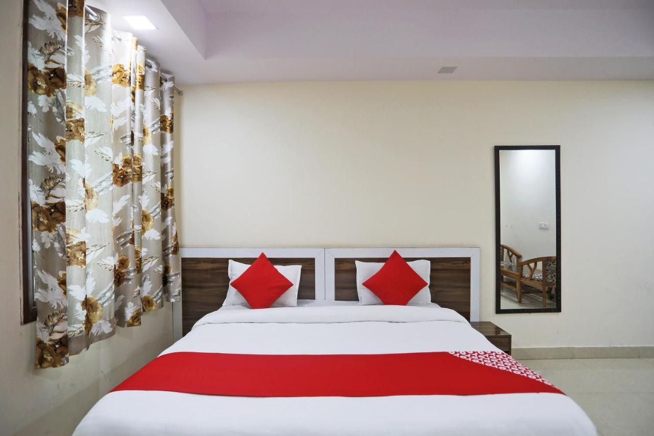 Hotel Rampal Palace Νέο Δελχί Εξωτερικό φωτογραφία