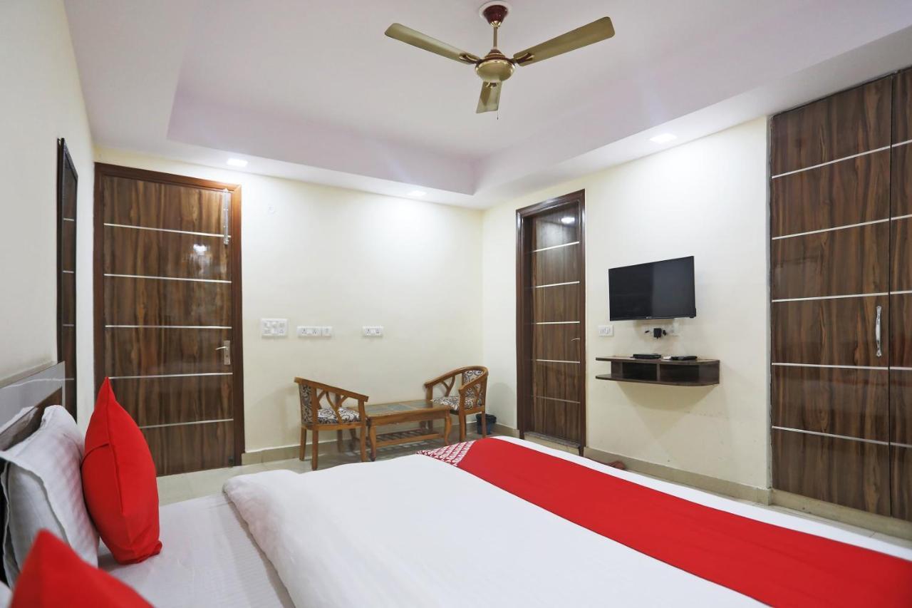 Hotel Rampal Palace Νέο Δελχί Εξωτερικό φωτογραφία