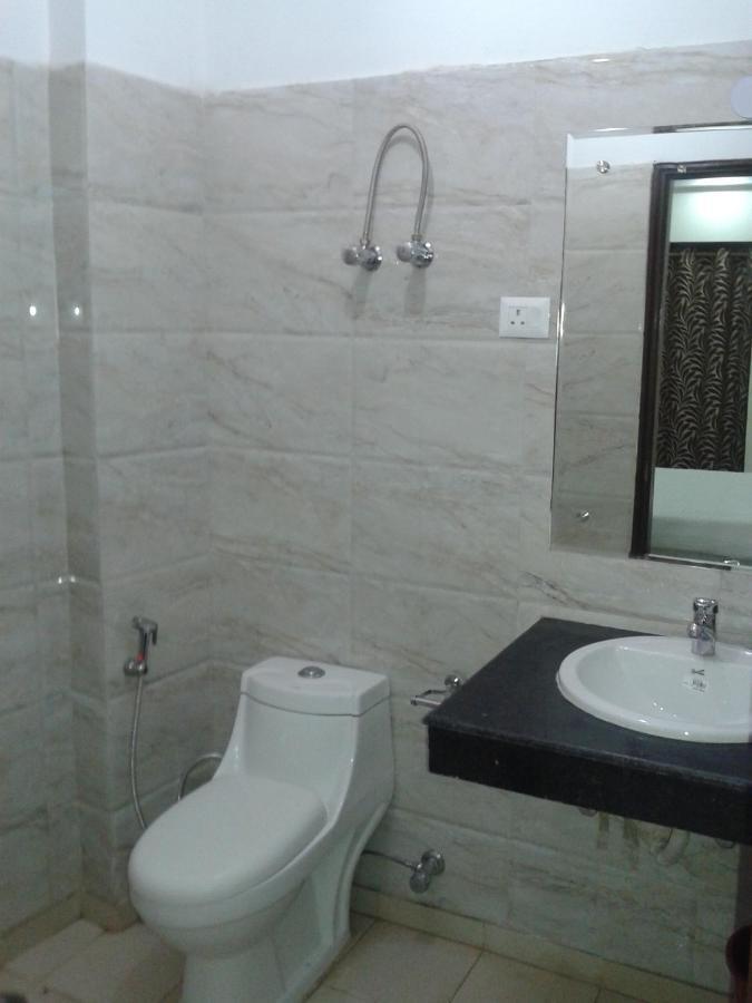 Hotel Rampal Palace Νέο Δελχί Εξωτερικό φωτογραφία